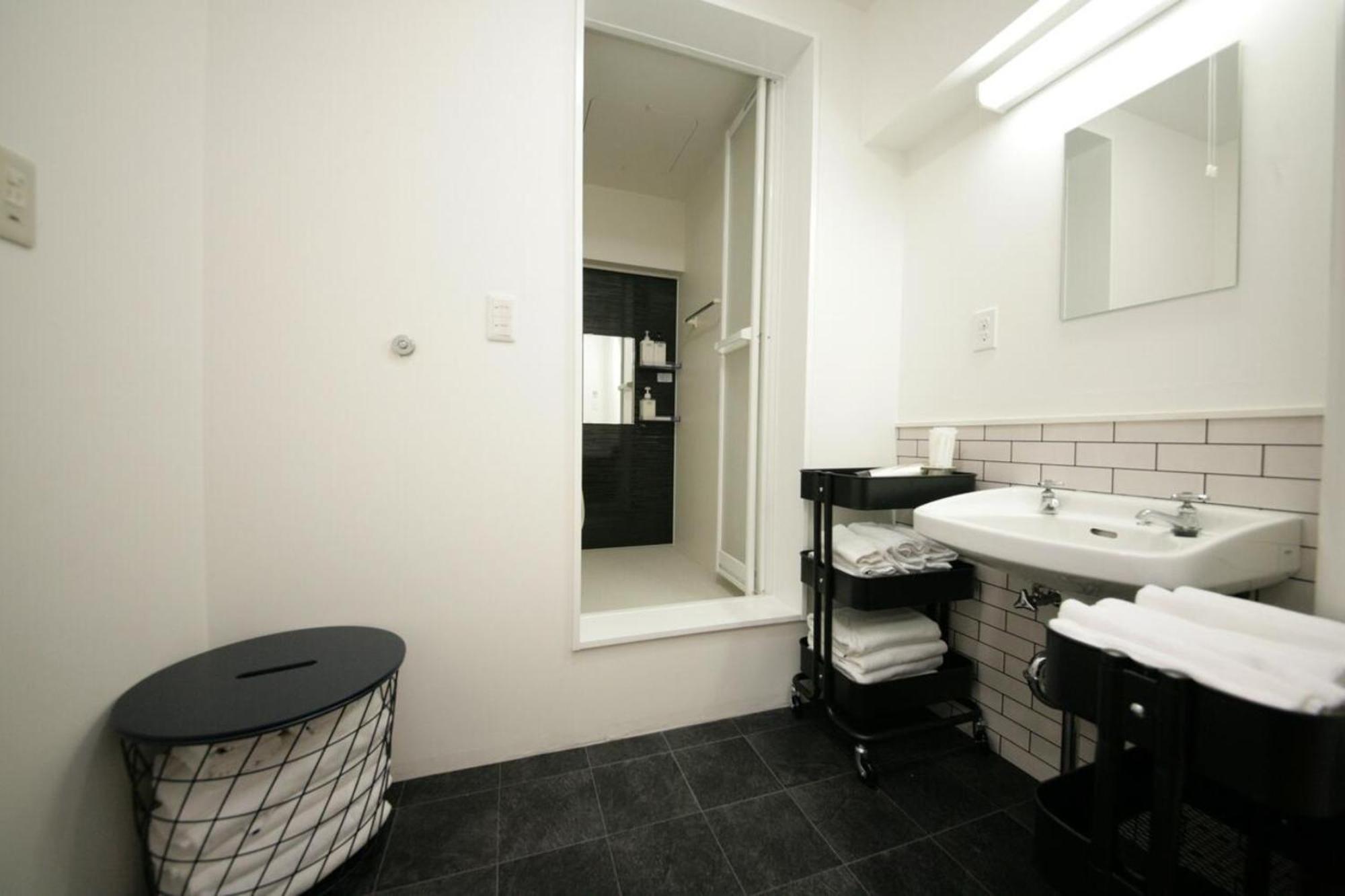Ferienwohnung goom Hakata Higashihie Ekimae Fukuoka  Exterior foto